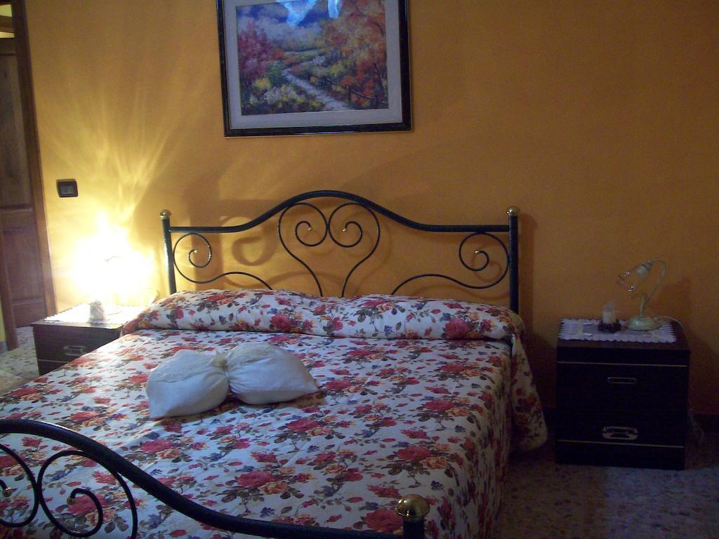 B&B Il Tulipano Sul Lago Colle di Tora Room photo